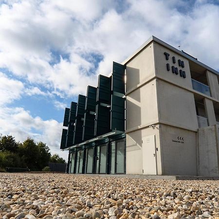 Tin Inn - Heinsberg - Das Hotel Aus Hochwertig Ausgebauten Ueberseecontainern Exterior photo